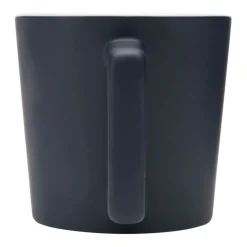 Gift Campaign Tazza in ceramica con finitura opaca e manico squadrato 370ml></noscript> Tazze Mug