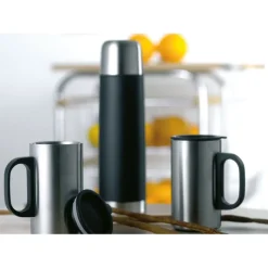 Gift Campaign Thermos pubblicitario con logo da 500ml con 2 tazze da 220ml Mug Set></noscript> Thermos Personalizzati