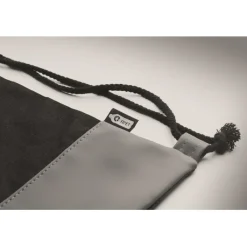 Gift Campaign Zainetto con coulisse in poliestere rPET con dettaglio in PU alla base></noscript> Sacche Personalizzate