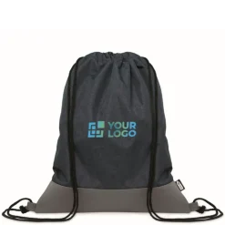 Gift Campaign Zainetto con coulisse in poliestere rPET con dettaglio in PU alla base></noscript> Sacche Personalizzate