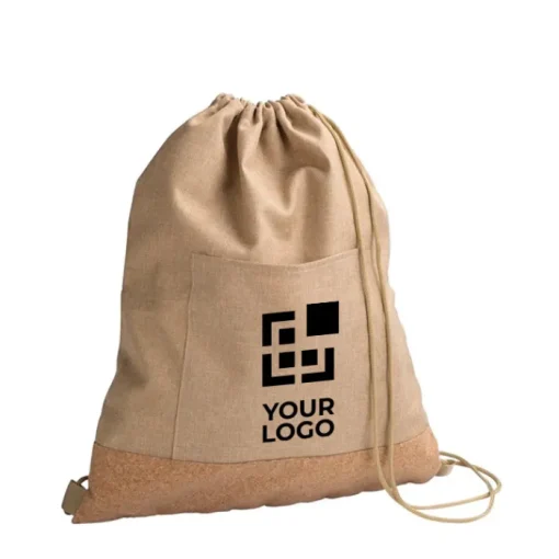 Gift Campaign Zainetto in poliestere 600 D rPET con base in sughero e tasca frontale> Sacche Personalizzate