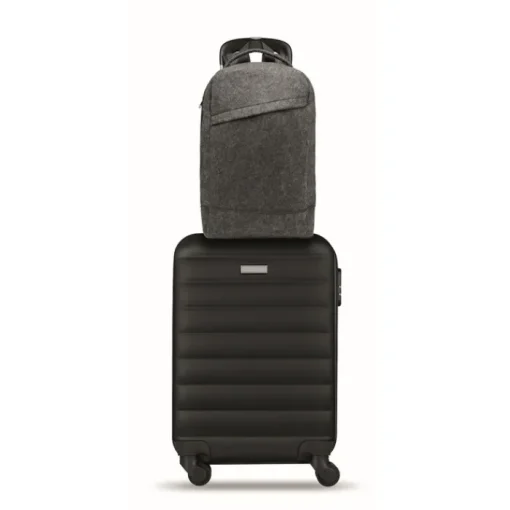 Gift Campaign Zaino in feltro RPET con fascia per trolley e tasca per pc da 13''> Zaini Porta Pc|Zaini Da Viaggio