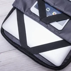 Gift Campaign Zaino personalizzato impermeabile con lucchetto tasca pc 15'' Duo Color></noscript> Zaini Porta Pc